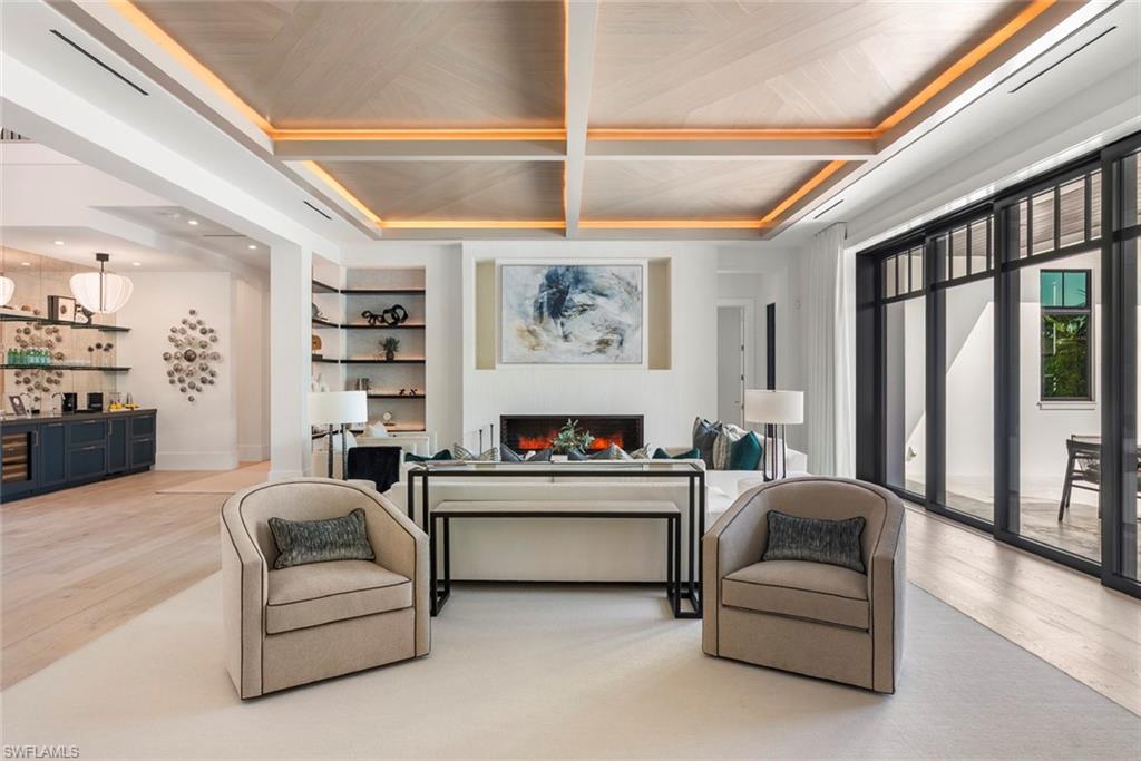 2231 Forrest Lane Naples, FL 34102 - Photo 6 of 50