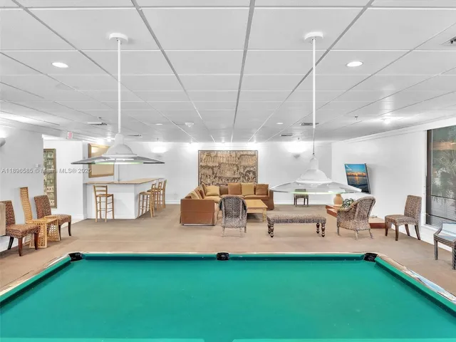 a picture of city view