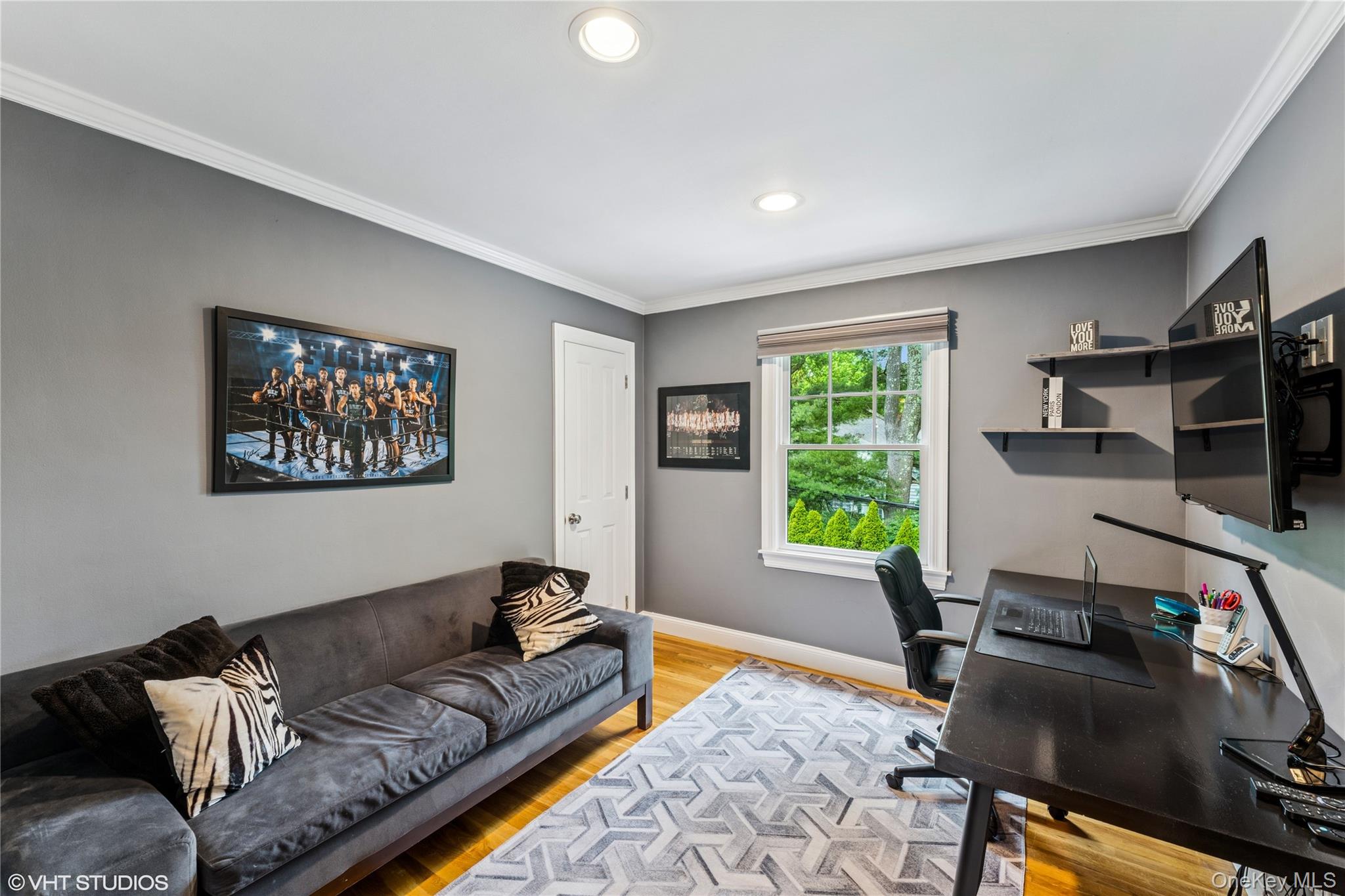 15 Flamingo Road East Hills, NY 11576 - Photo 27 of 41