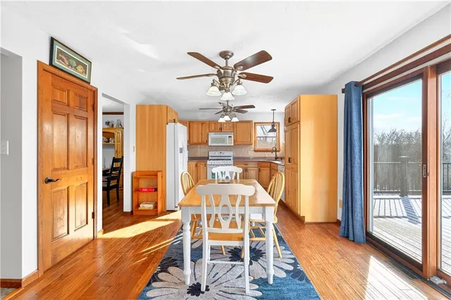 $425,000 | 913 Lodgepole Drive, Imperial, PA 15126