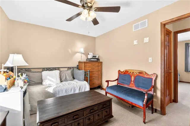 $425,000 | 913 Lodgepole Drive, Imperial, PA 15126