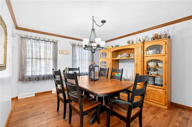 $425,000 | 913 Lodgepole Drive, Imperial, PA 15126