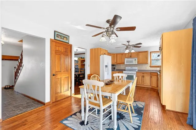 $425,000 | 913 Lodgepole Drive, Imperial, PA 15126