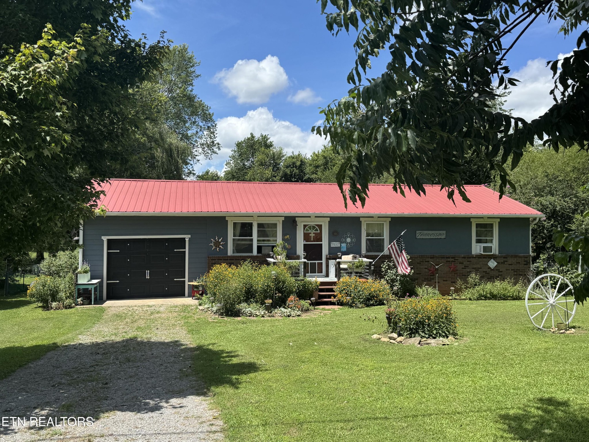 131 Lee Road Tellico Plains, TN 37385 - Photo 1 of 24 Gallery Image 1