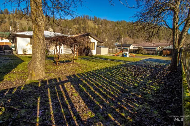 $371,000 | 1155 Michigan Avenue, Orofino, ID 83544