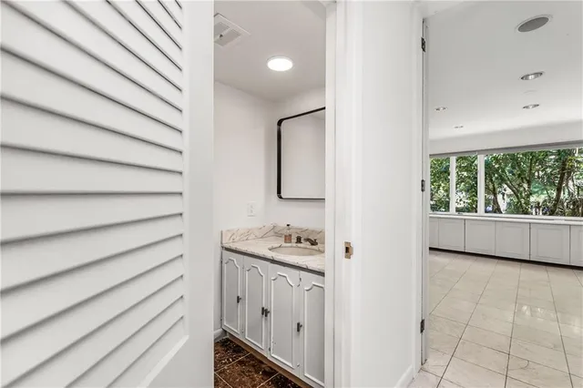 $4,450 | 6647 Reynolds Street, Pittsburgh, PA 15206