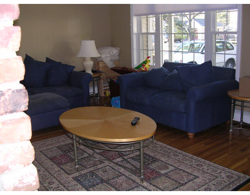 254 Dunstable Road Chelmsford, MA 01863 - Photo 6 of 11