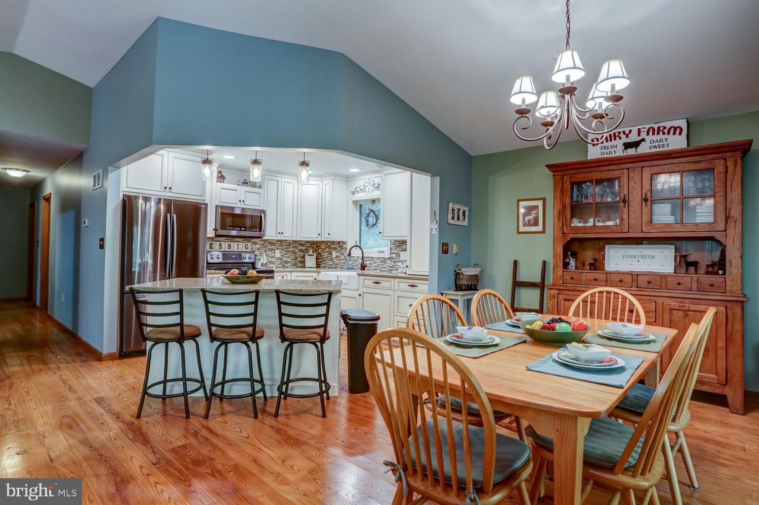 431 Vinemont Road Reading, PA 19608 - Photo 12 of 70
