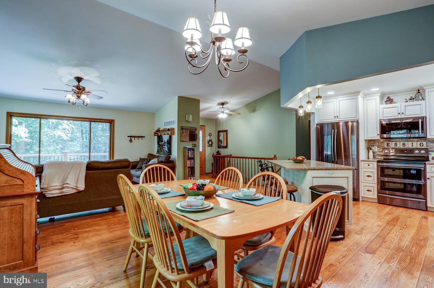 431 Vinemont Road Reading, PA 19608 - Photo 13 of 70