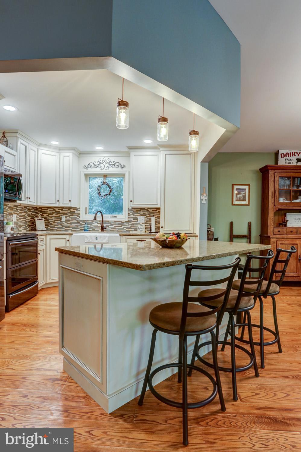 431 Vinemont Road Reading, PA 19608 - Photo 15 of 70