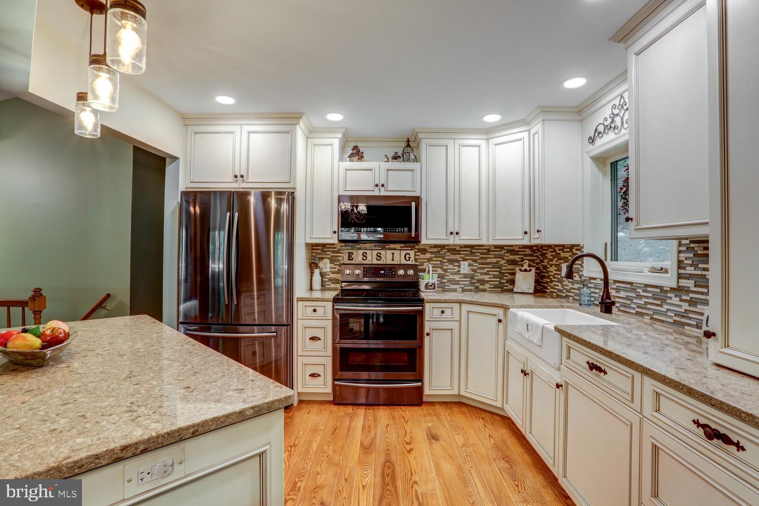 431 Vinemont Road Reading, PA 19608 - Photo 18 of 70