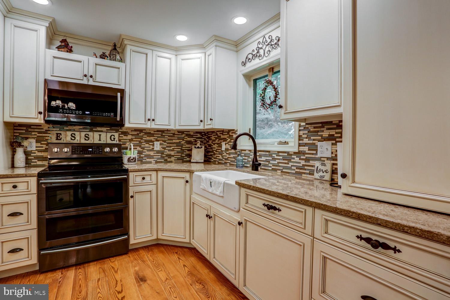 431 Vinemont Road Reading, PA 19608 - Photo 19 of 70