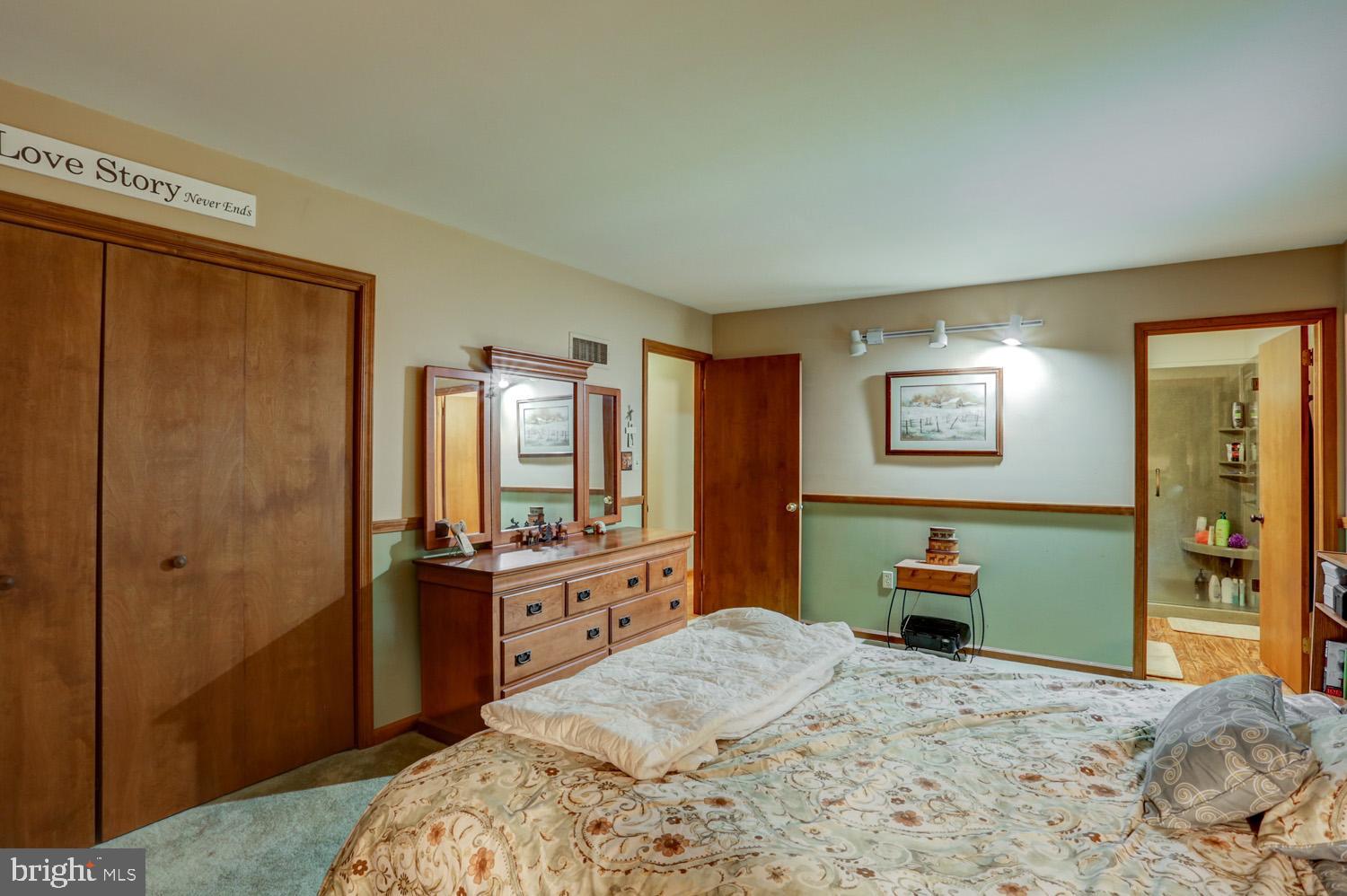 431 Vinemont Road Reading, PA 19608 - Photo 29 of 70