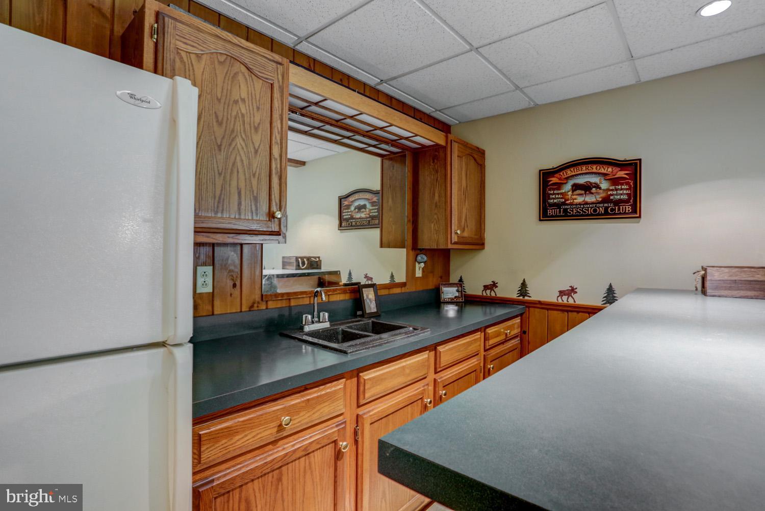 431 Vinemont Road Reading, PA 19608 - Photo 46 of 70