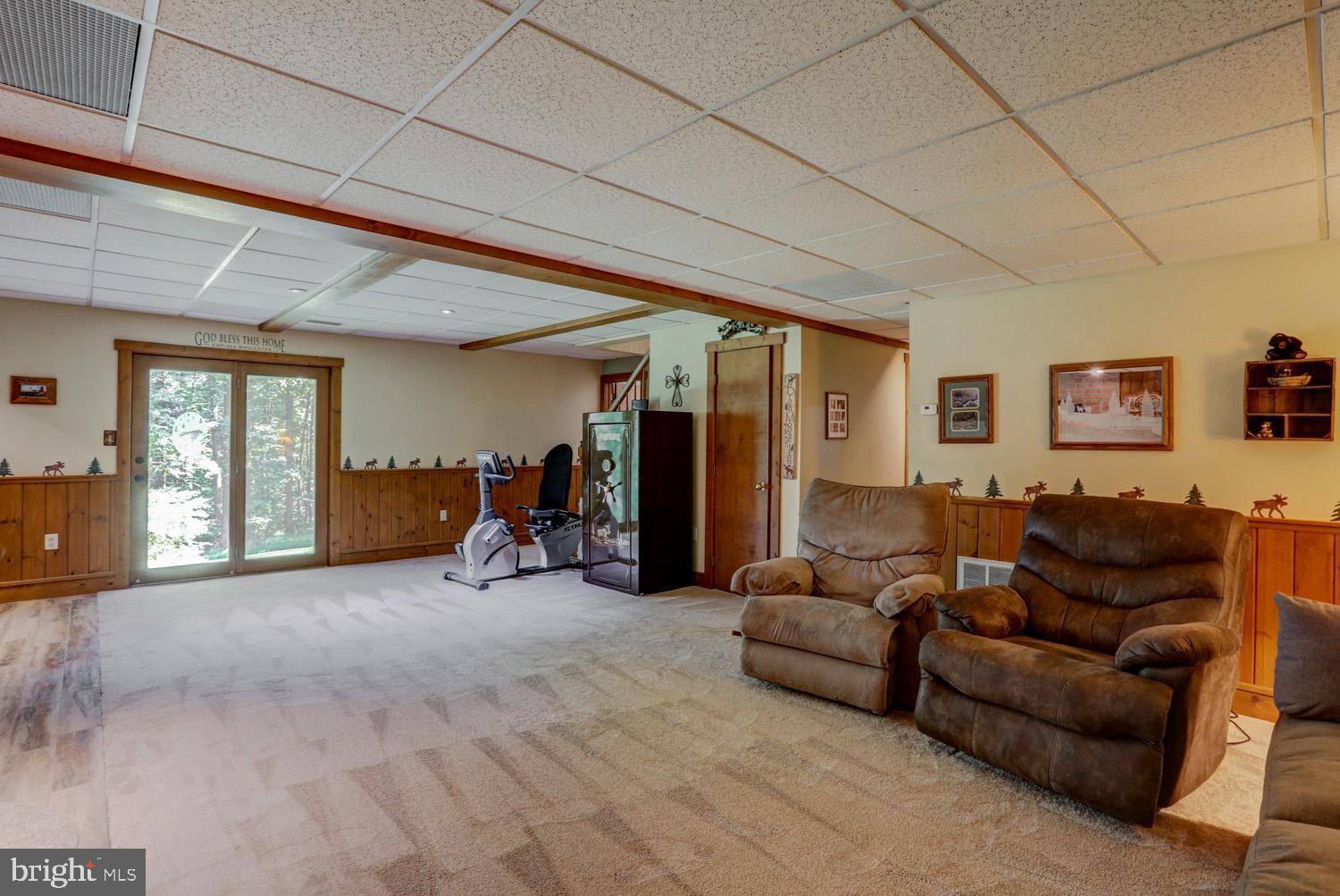 431 Vinemont Road Reading, PA 19608 - Photo 47 of 70
