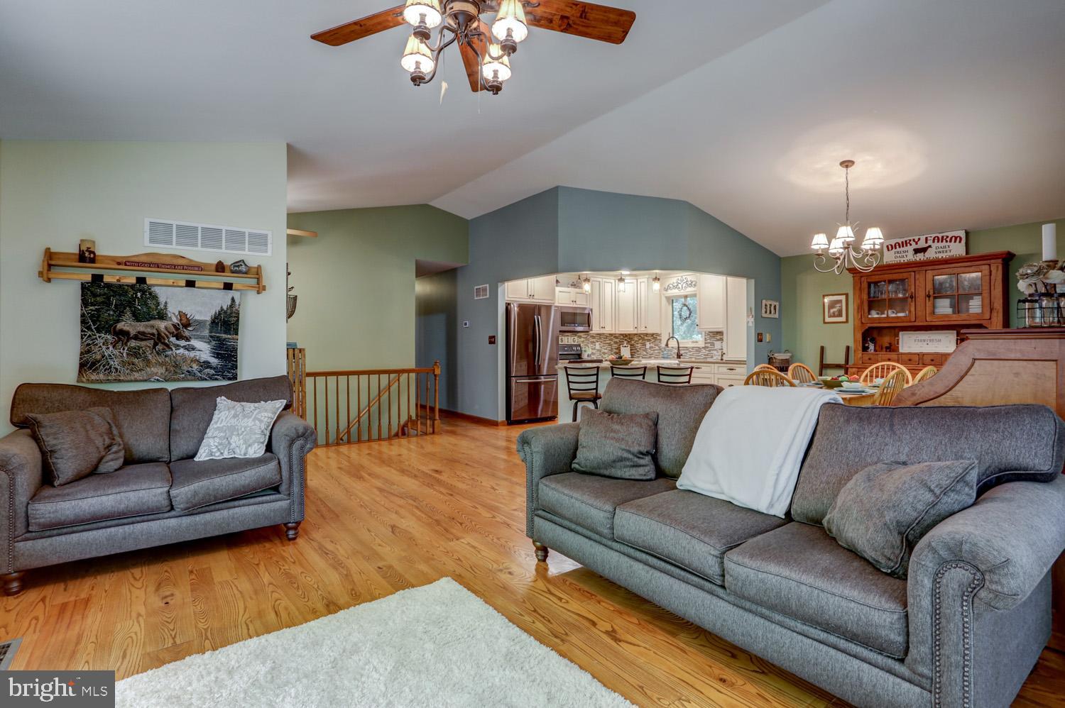 431 Vinemont Road Reading, PA 19608 - Photo 8 of 70