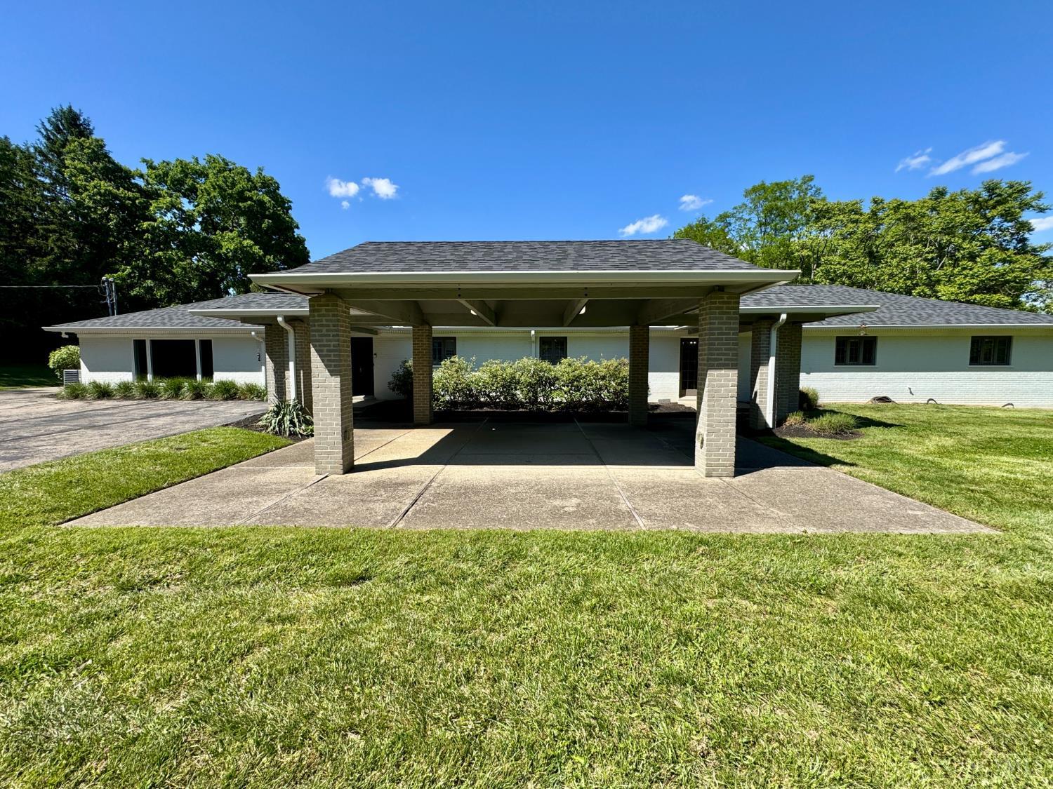 6730 Bennett Road Cincinnati, OH 45230 - Photo 3 of 24