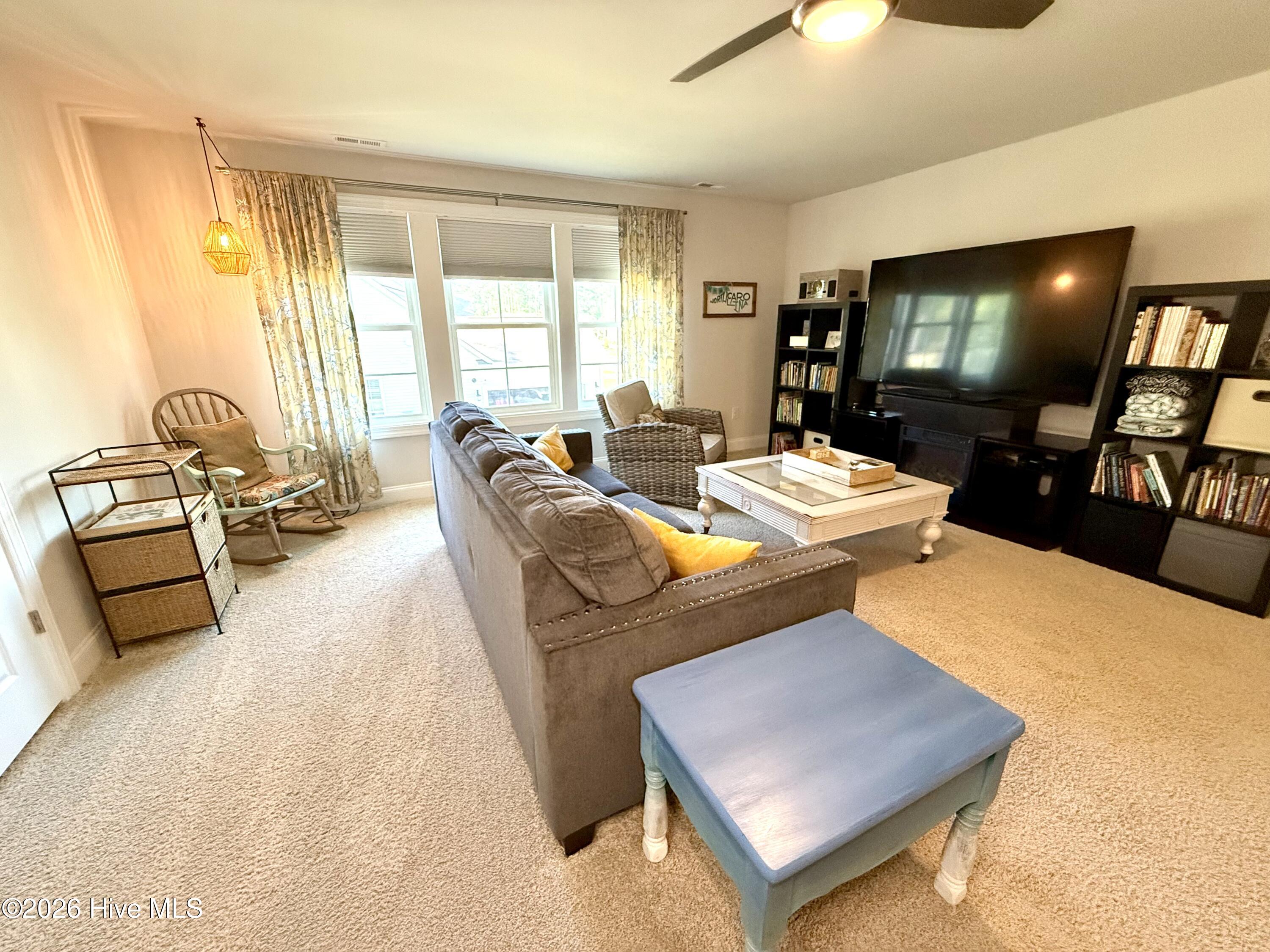 5010 Spring Green Pass New Bern, NC 28562 - Photo 23 of 61 2nd floor family room