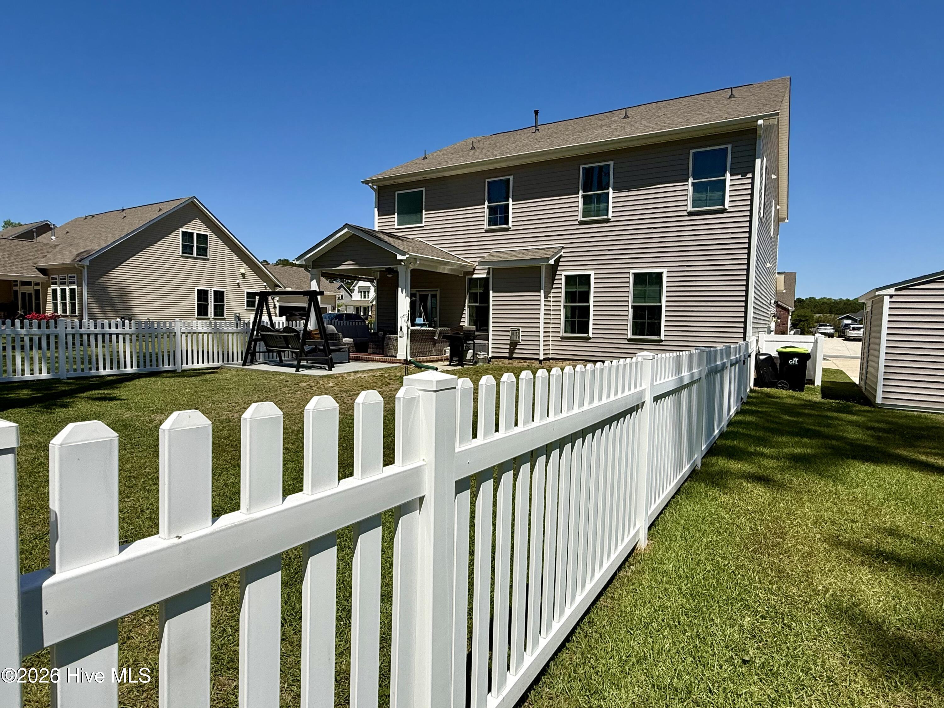 5010 Spring Green Pass New Bern, NC 28562 - Photo 48 of 61 back left corner