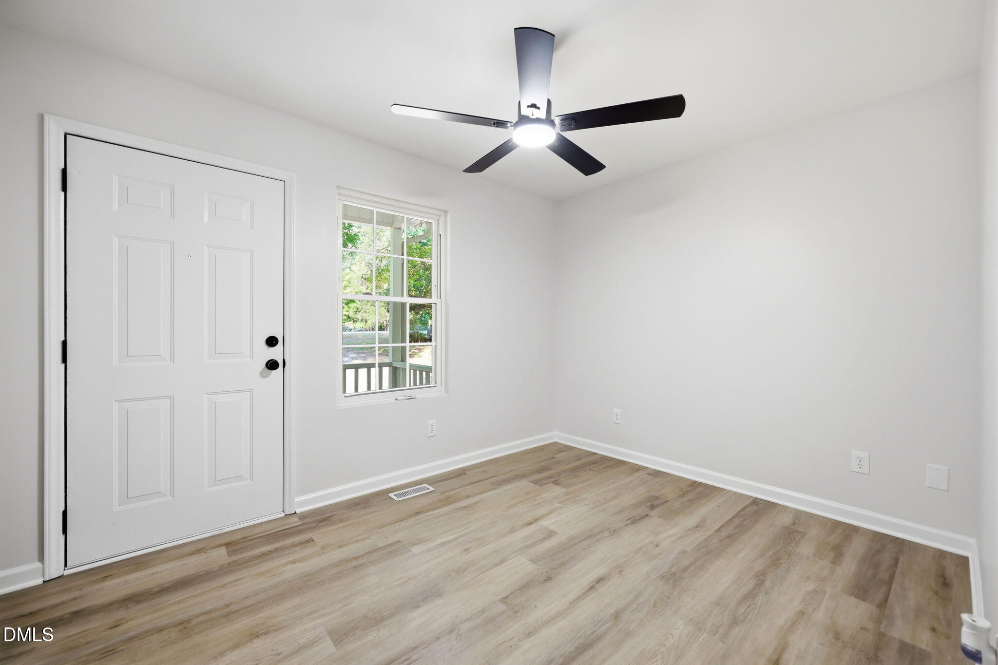 110 Fox Ridge Road Louisburg, NC 27549 - Photo 6 of 27 7-web-or-mls-IMG_7916