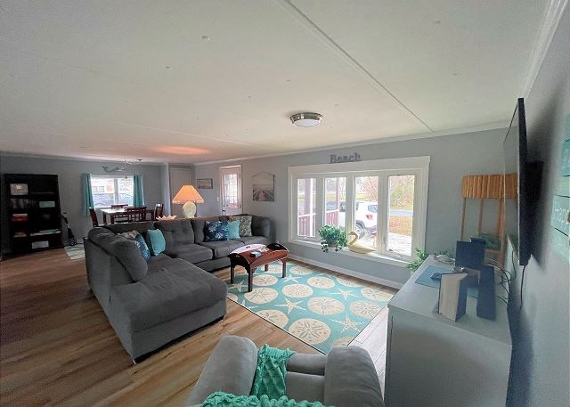 3143 Ridge Road Chincoteague Island, VA 23336 - Photo 4 of 15