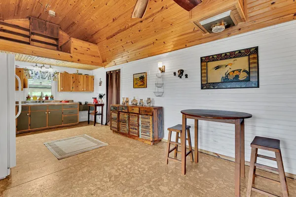 $335,000 | 3519 Owl Hollow Road, Linden, TN 37096