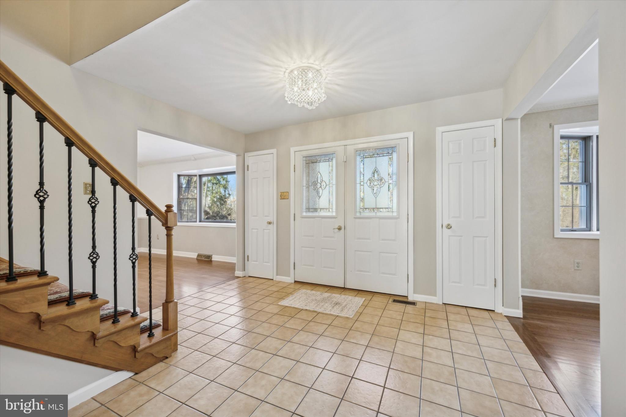 78 7 Stars Road Spring City, PA 19475 - Photo 5 of 117 a view of an entryway with wooden floor