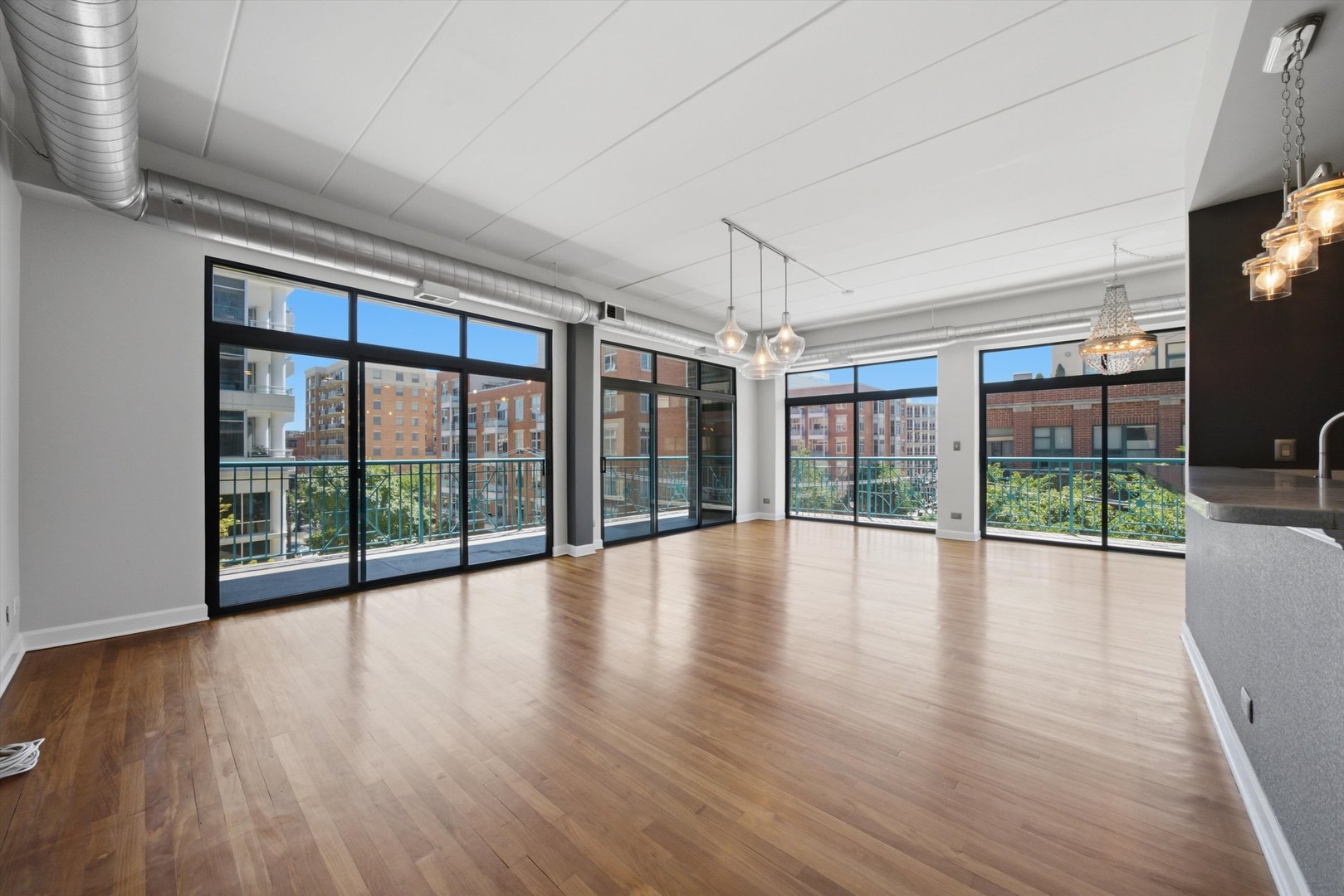 920 West Madison Street, Unit B4 Chicago, IL 60607 - Photo 12 of 38