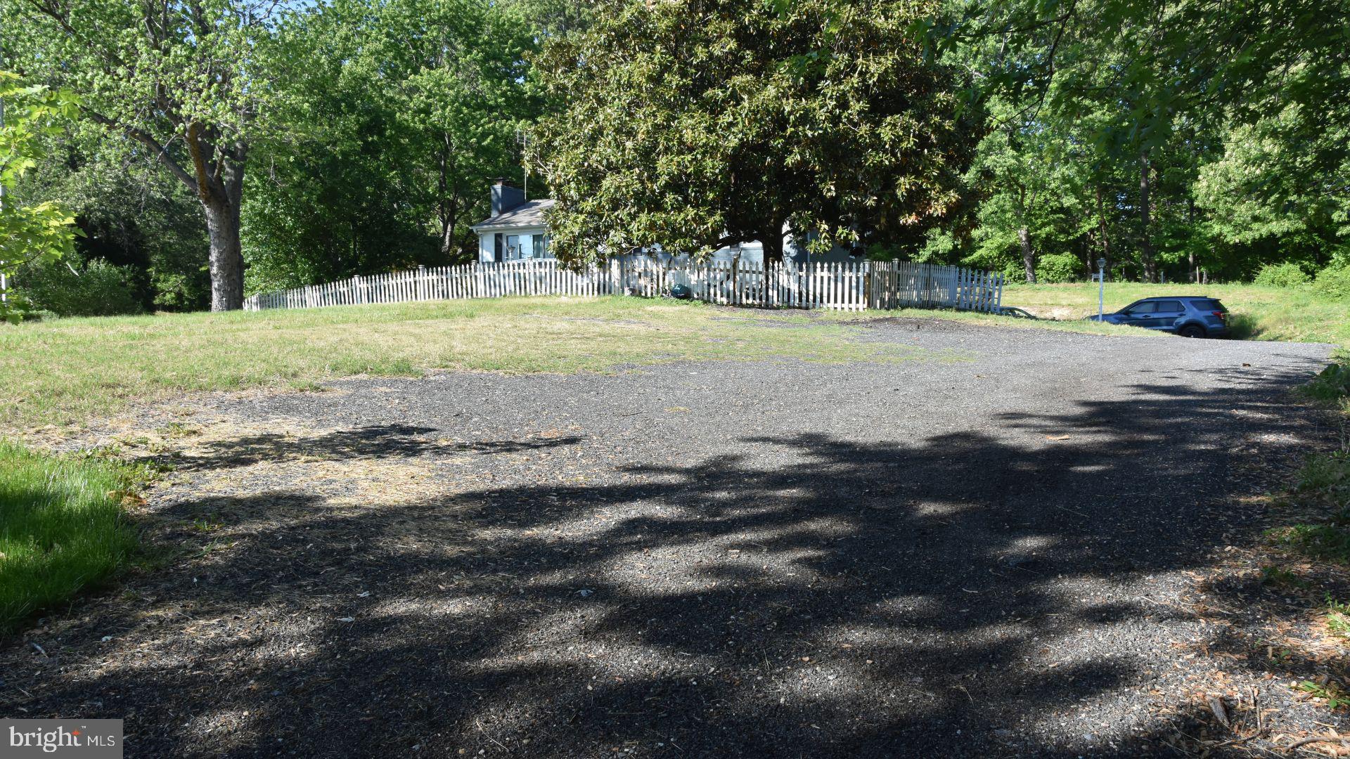 8610 Croom Road Upper Marlboro, MD 20772 - Photo 9 of 10