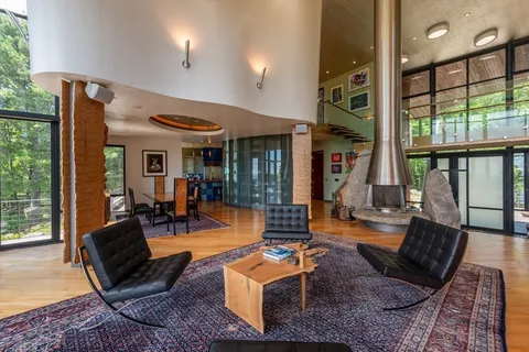 $7,900,000 | 370 Summer Street, Manchester, MA 01944