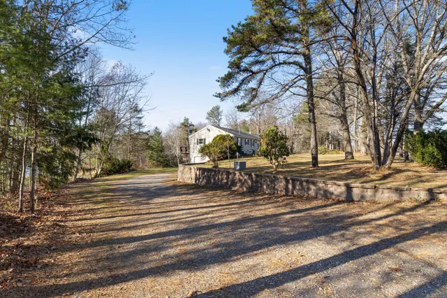 $749,900 | 85 Running Hill Road, Scarborough, ME 04074