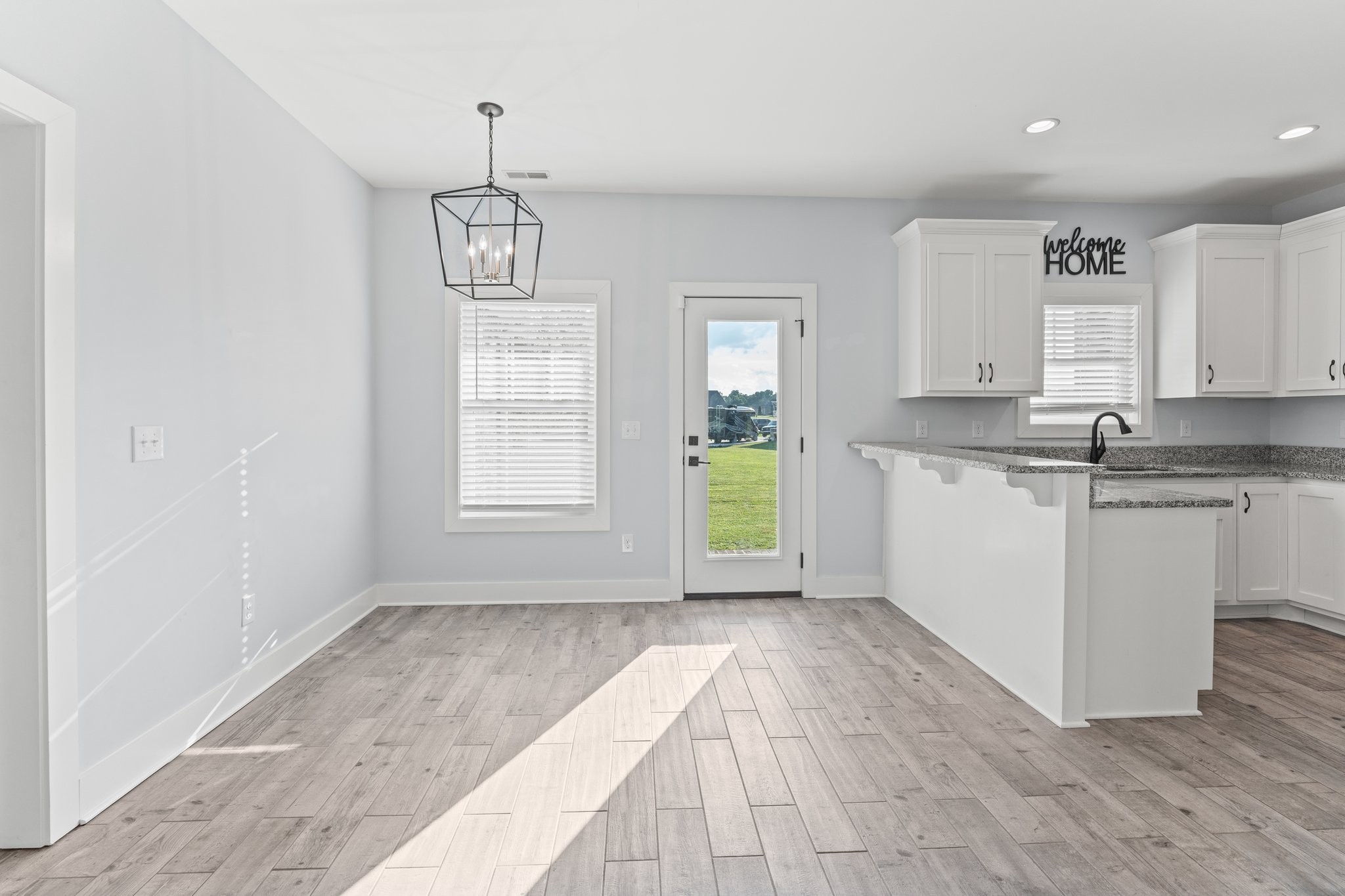1295 Old Estill Springs Road Winchester, TN 37398 - Photo 14 of 34 a view of a kitchen with electric appliances