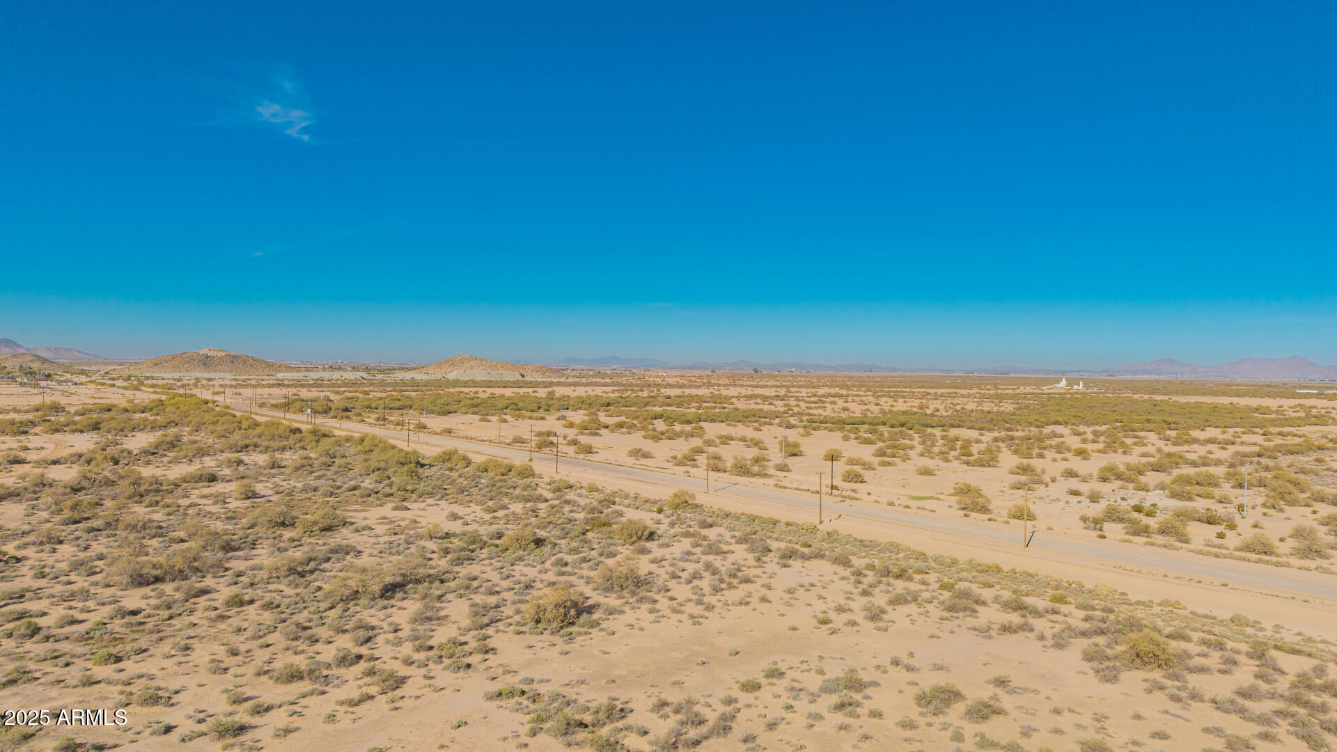 6210 North Valley Road, Unit 1 Eloy, AZ 85131 - Photo 13 of 21 a view of beach and ocean