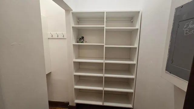 $950 | 522 West National Avenue, Unit 202, Milwaukee, WI 53204