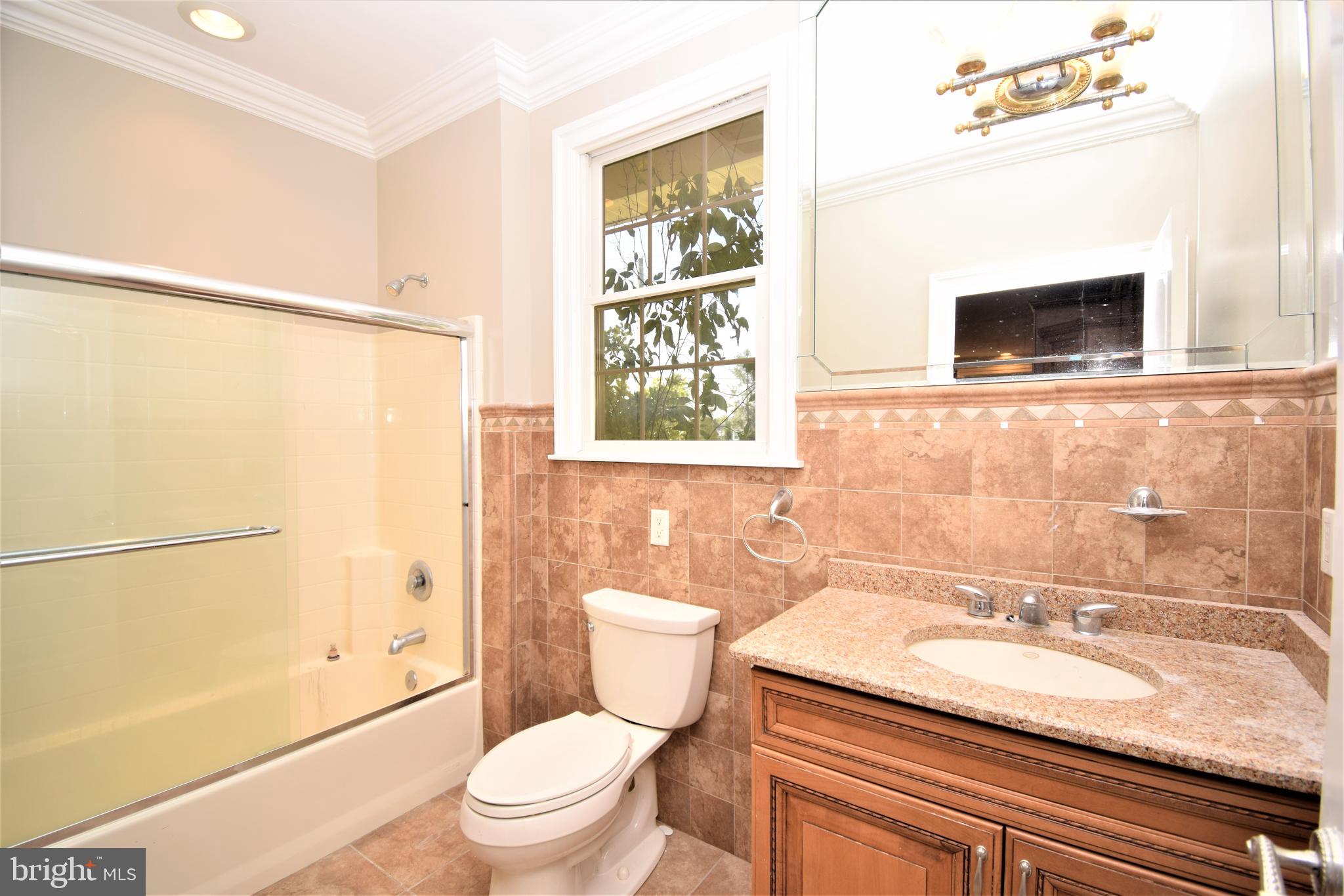 236 Egg Harbor Road Sewell, NJ 08080 - Photo 16 of 40