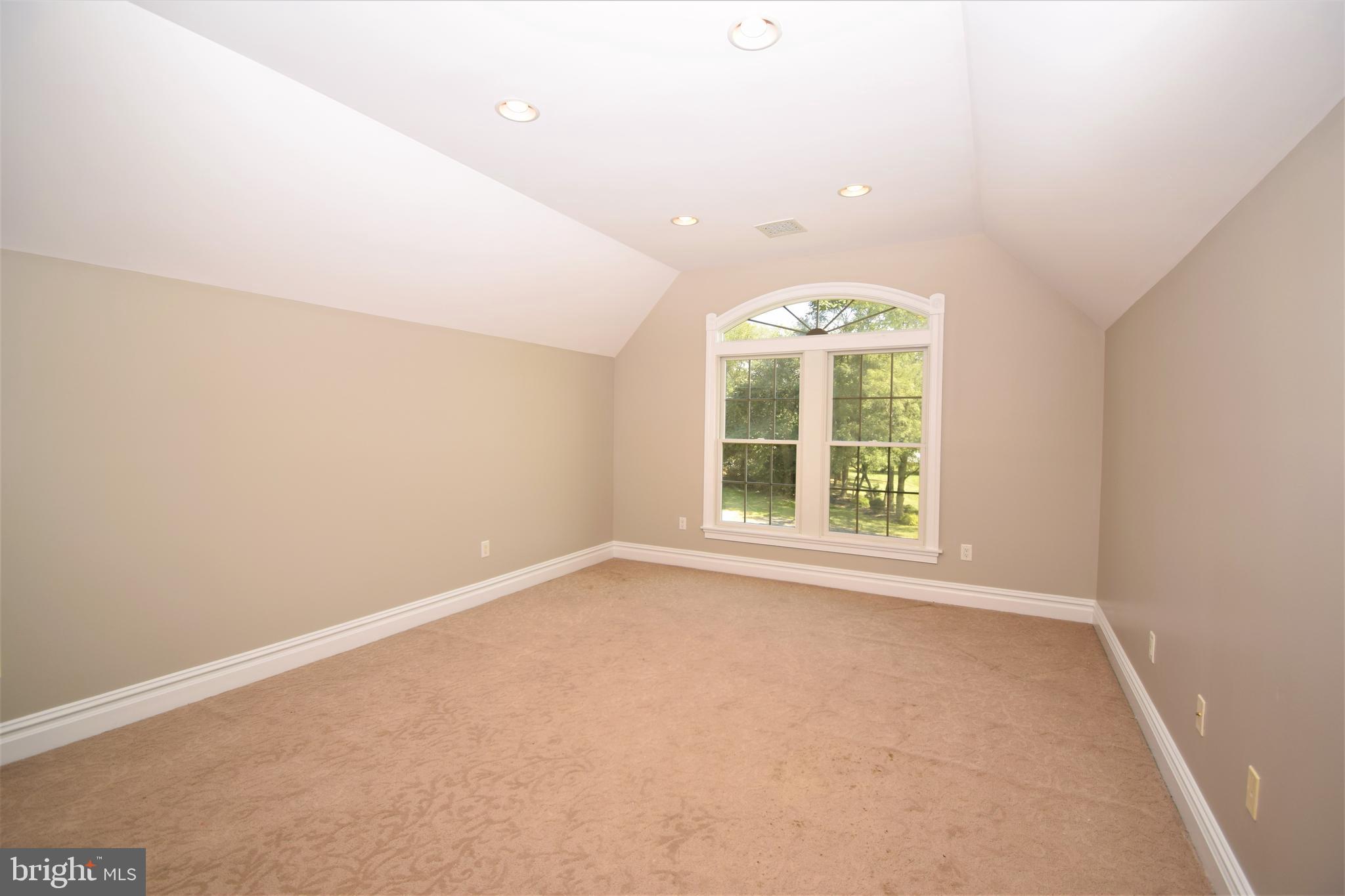 236 Egg Harbor Road Sewell, NJ 08080 - Photo 19 of 40