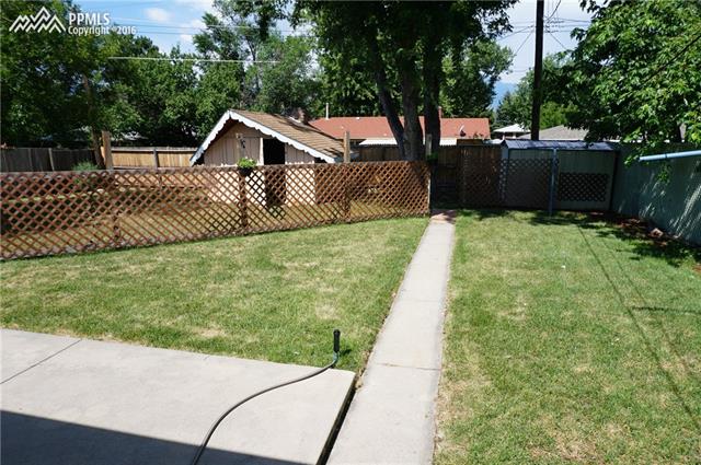 6 North Chelton Road Colorado Springs, CO 80909 - Photo 7 of 30 Lovely back yard