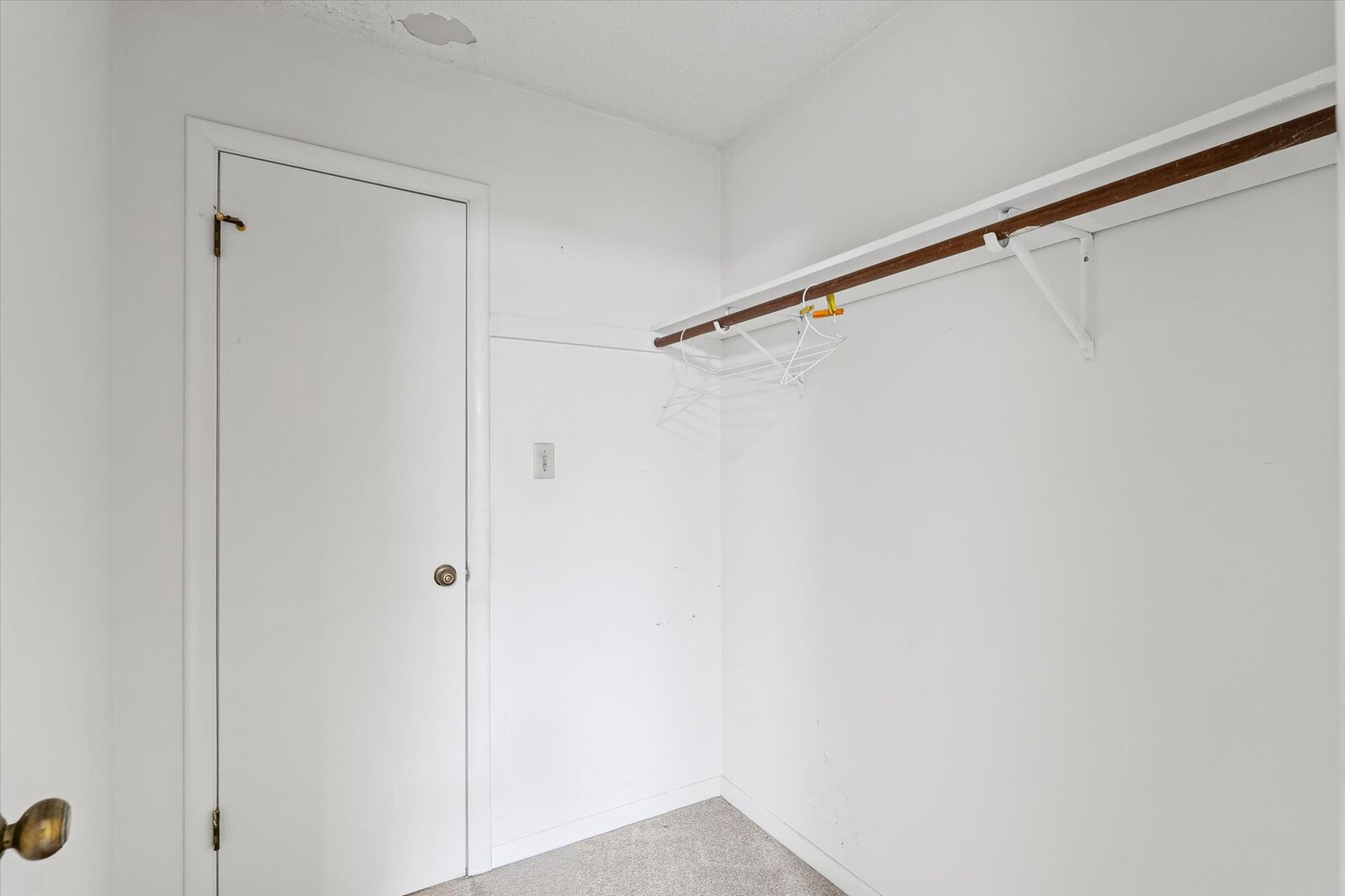 1928 Blackthorn Drive, Unit 1 Champaign, IL 61821 - Photo 23 of 28 a view of shower