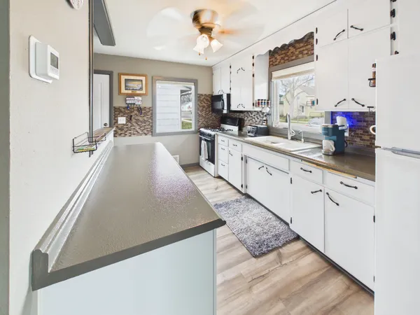 $215,000 | 322 23rd Avenue North, St. Cloud, MN 56303