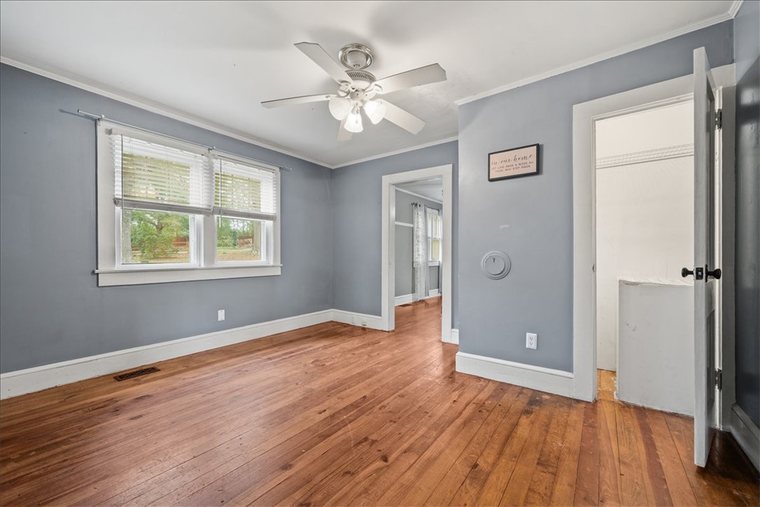 115 Tillman Street Liberty, SC 29657 - Photo 11 of 34