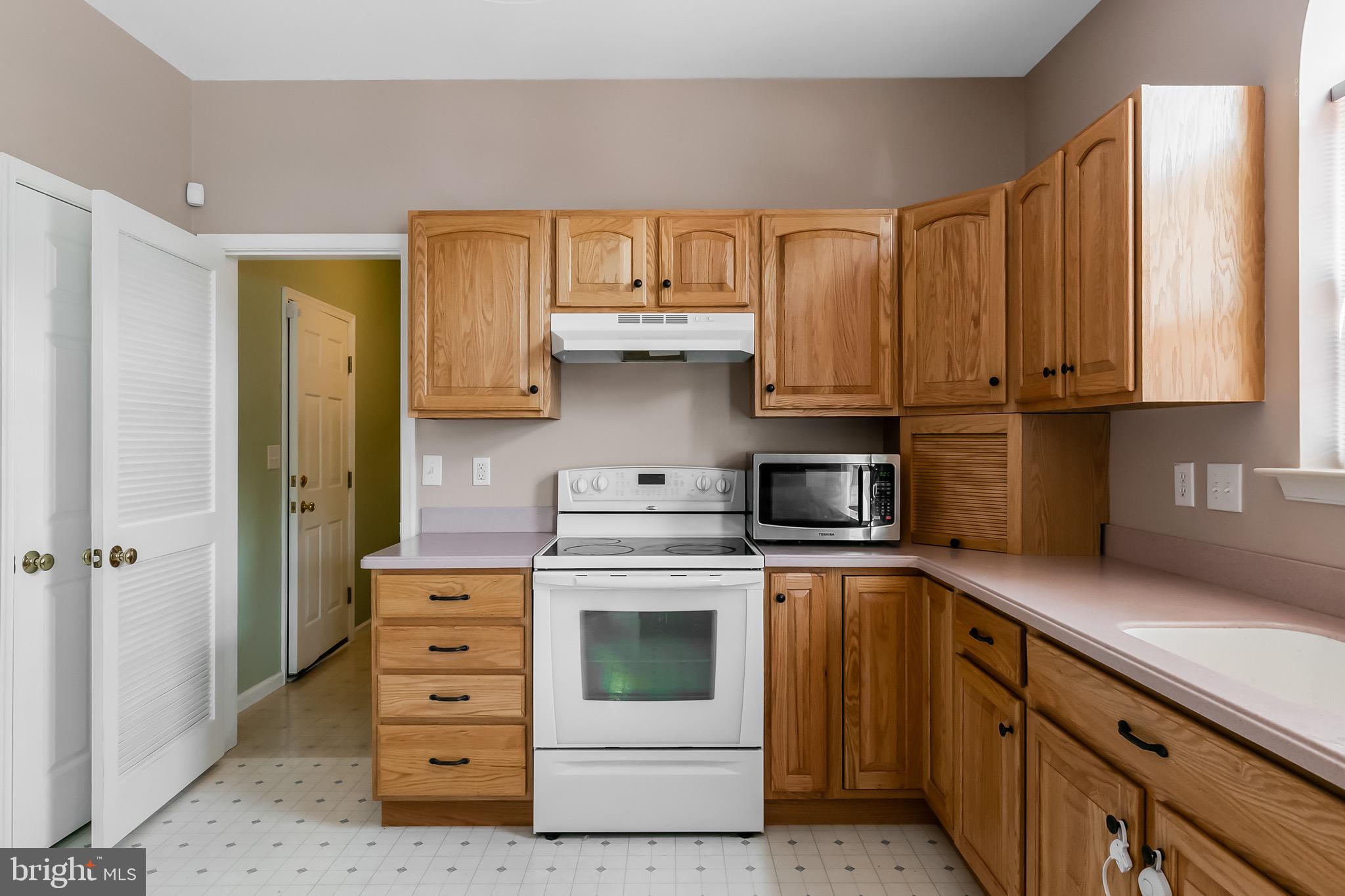 174 Quiet Road Sicklerville, NJ 08081 - Photo 14 of 42