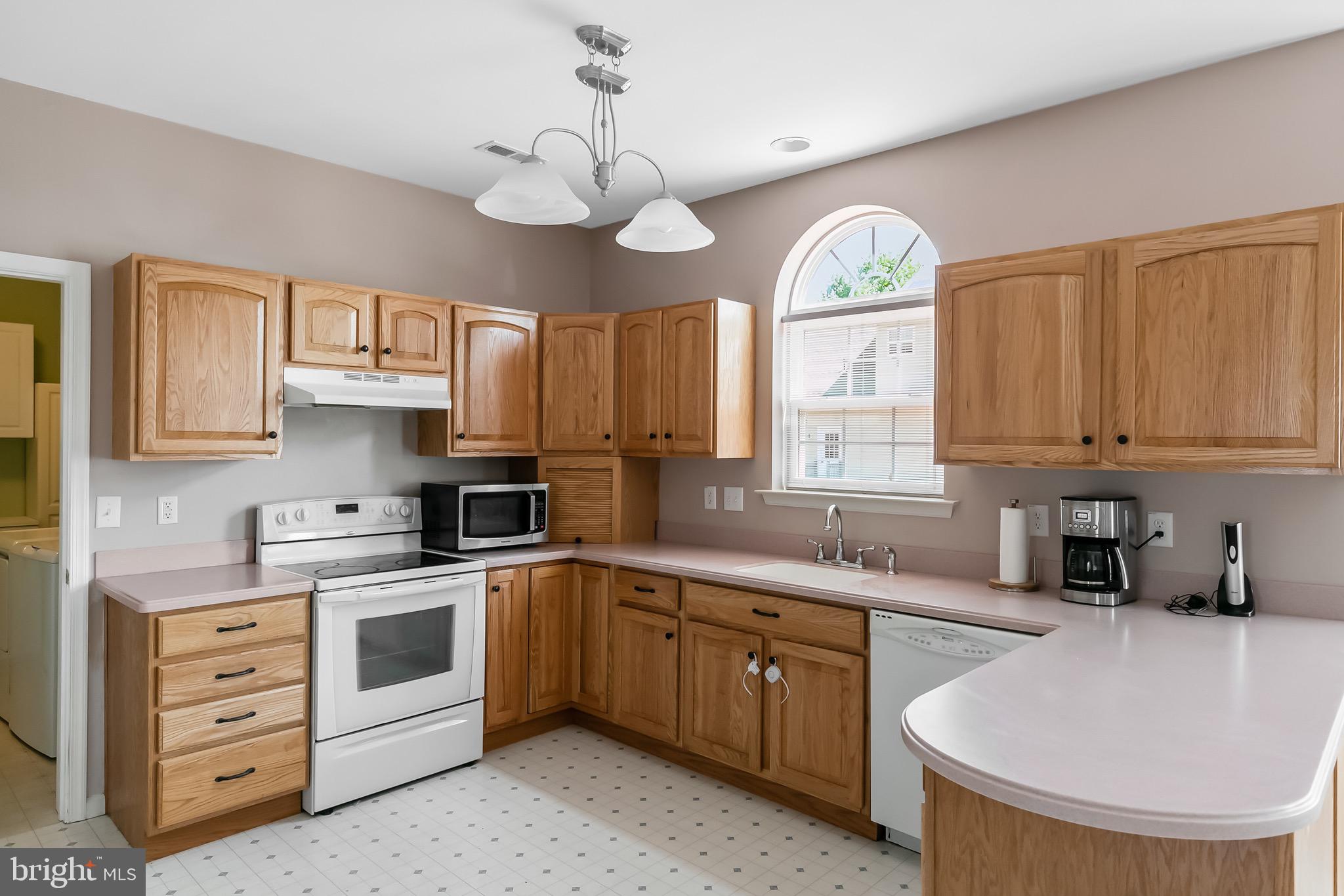 174 Quiet Road Sicklerville, NJ 08081 - Photo 15 of 42