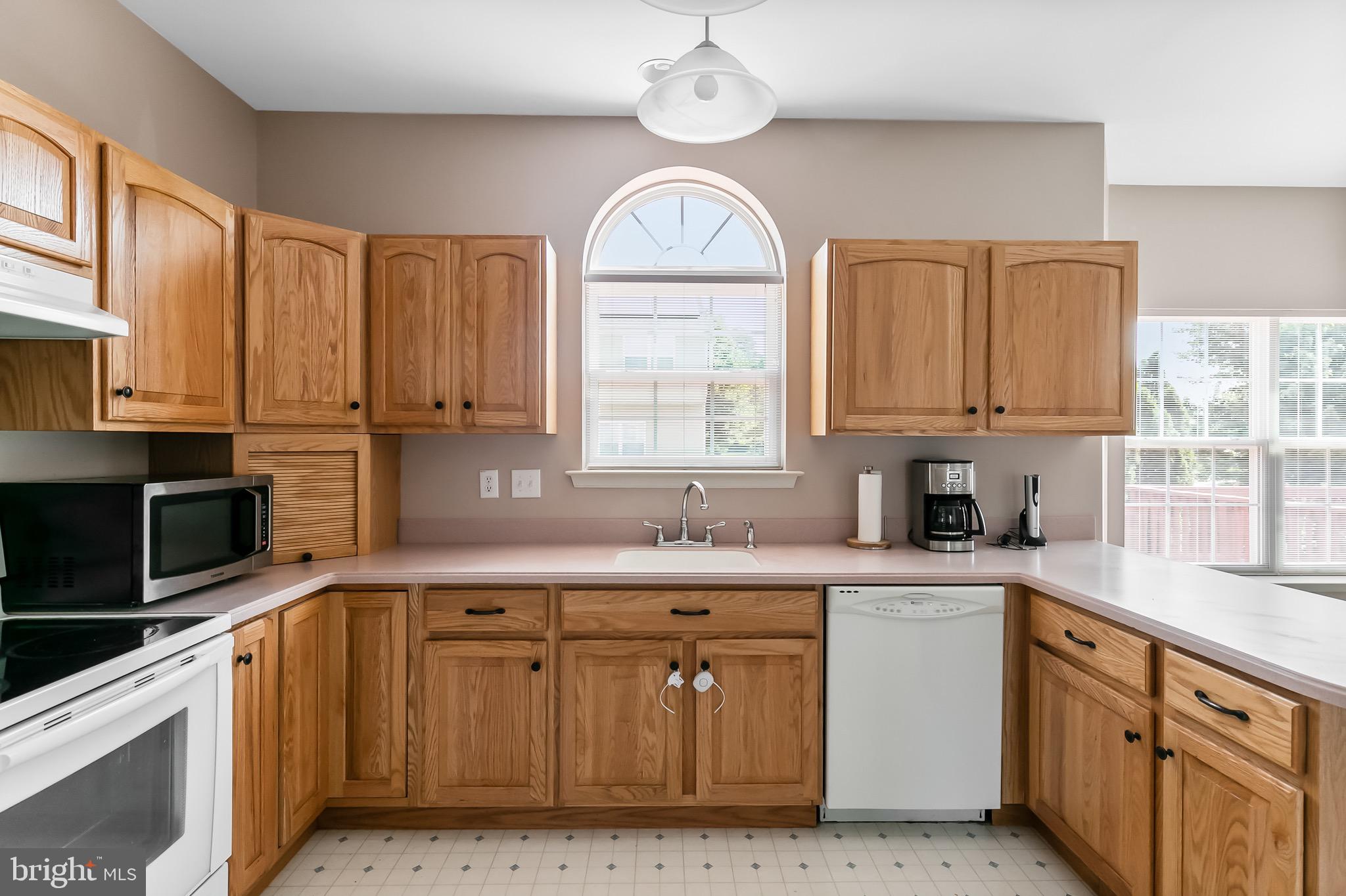 174 Quiet Road Sicklerville, NJ 08081 - Photo 16 of 42