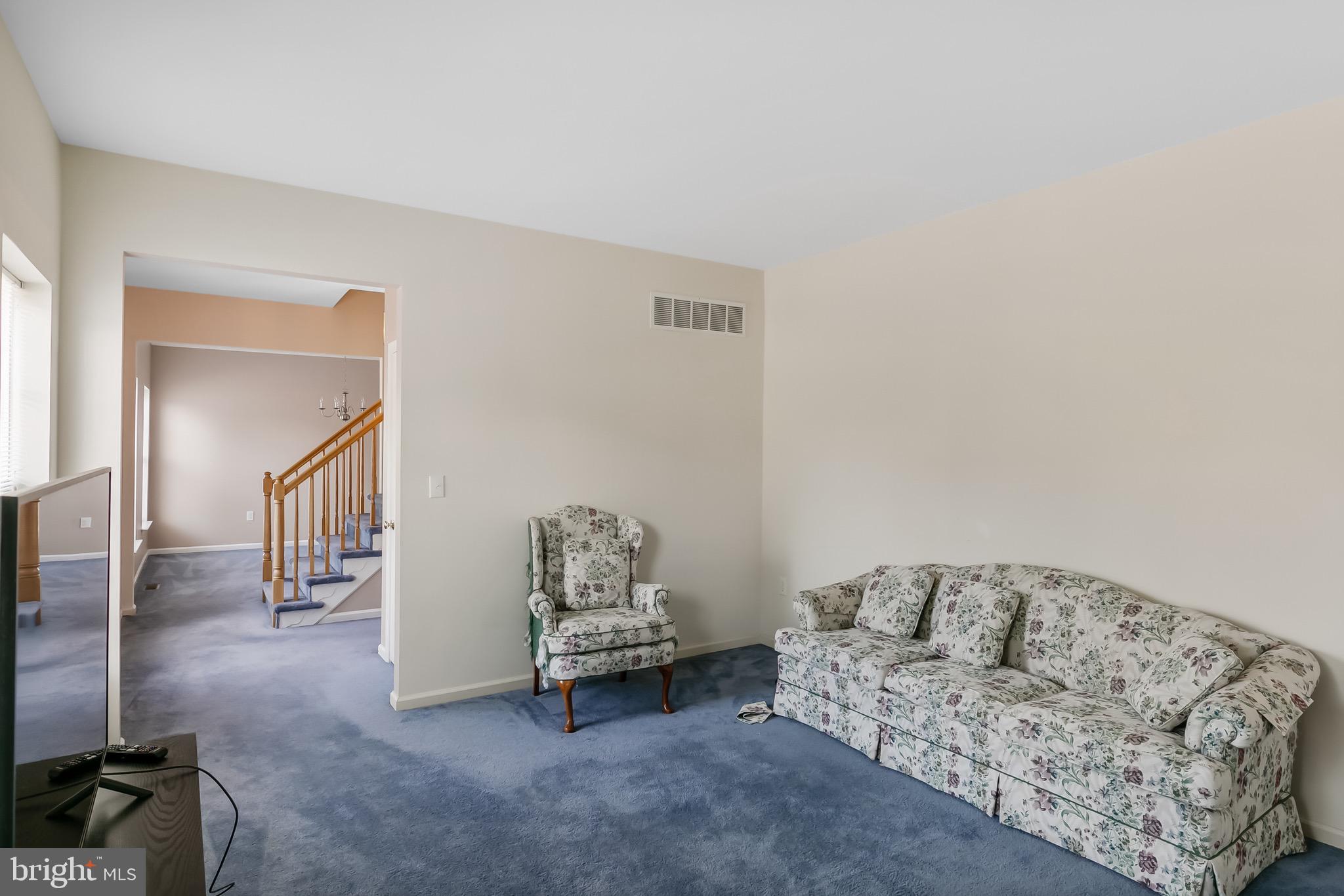 174 Quiet Road Sicklerville, NJ 08081 - Photo 7 of 42