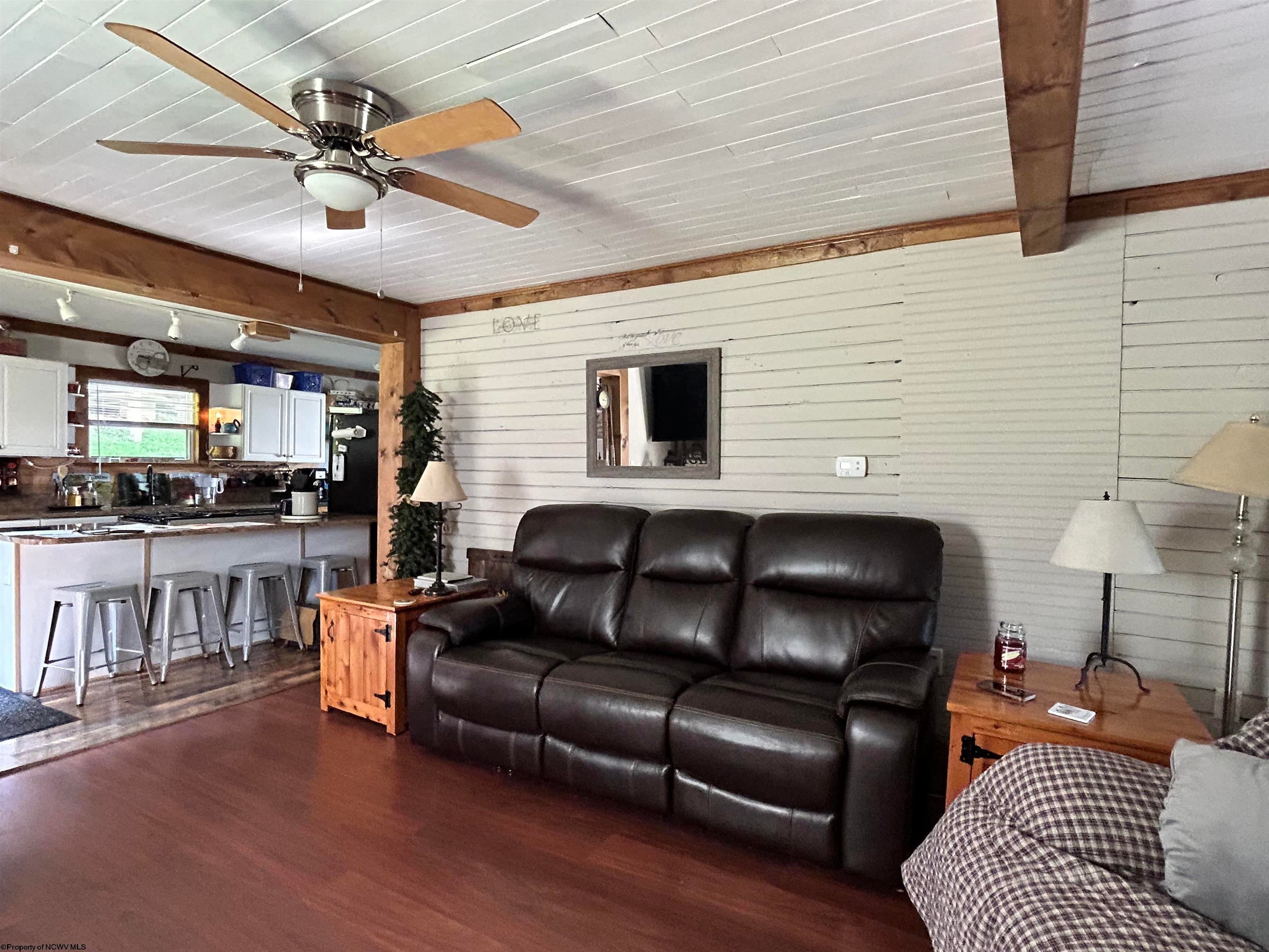 465 Douglas Road Thomas, WV 26292 - Photo 2 of 24 Gallery Image 2