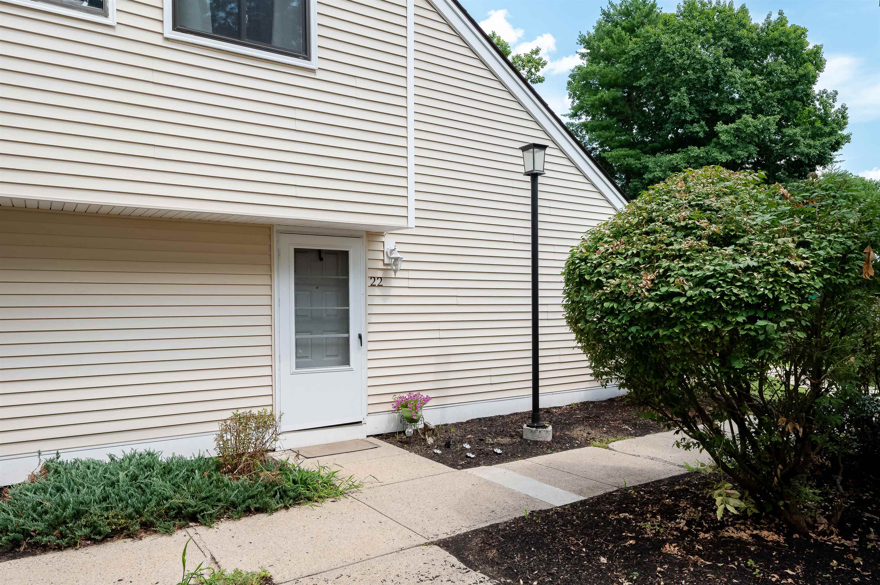 22 Franklin Heights Rochester, NH 03867 - Photo 23 of 34