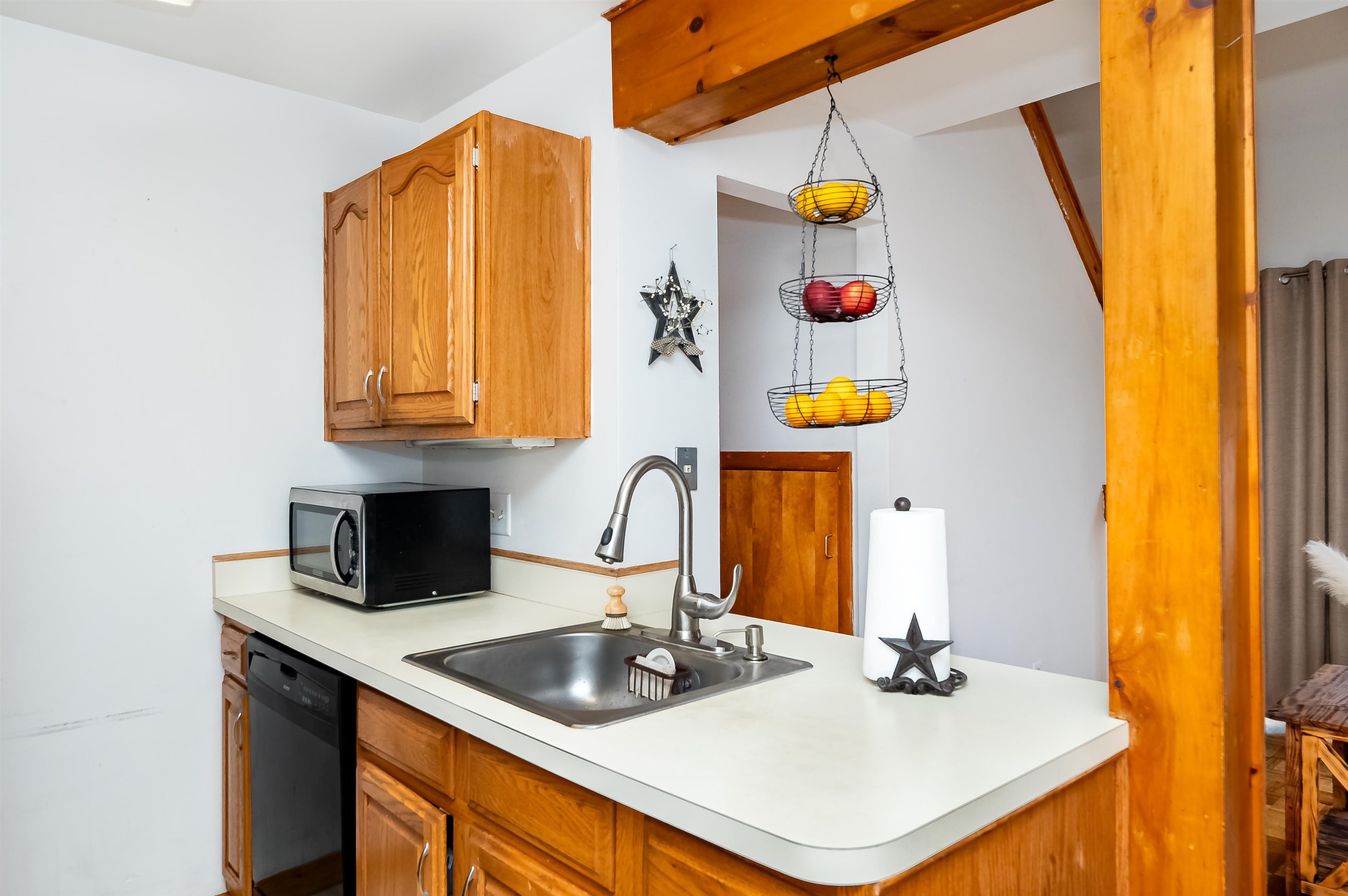 22 Franklin Heights Rochester, NH 03867 - Photo 29 of 34