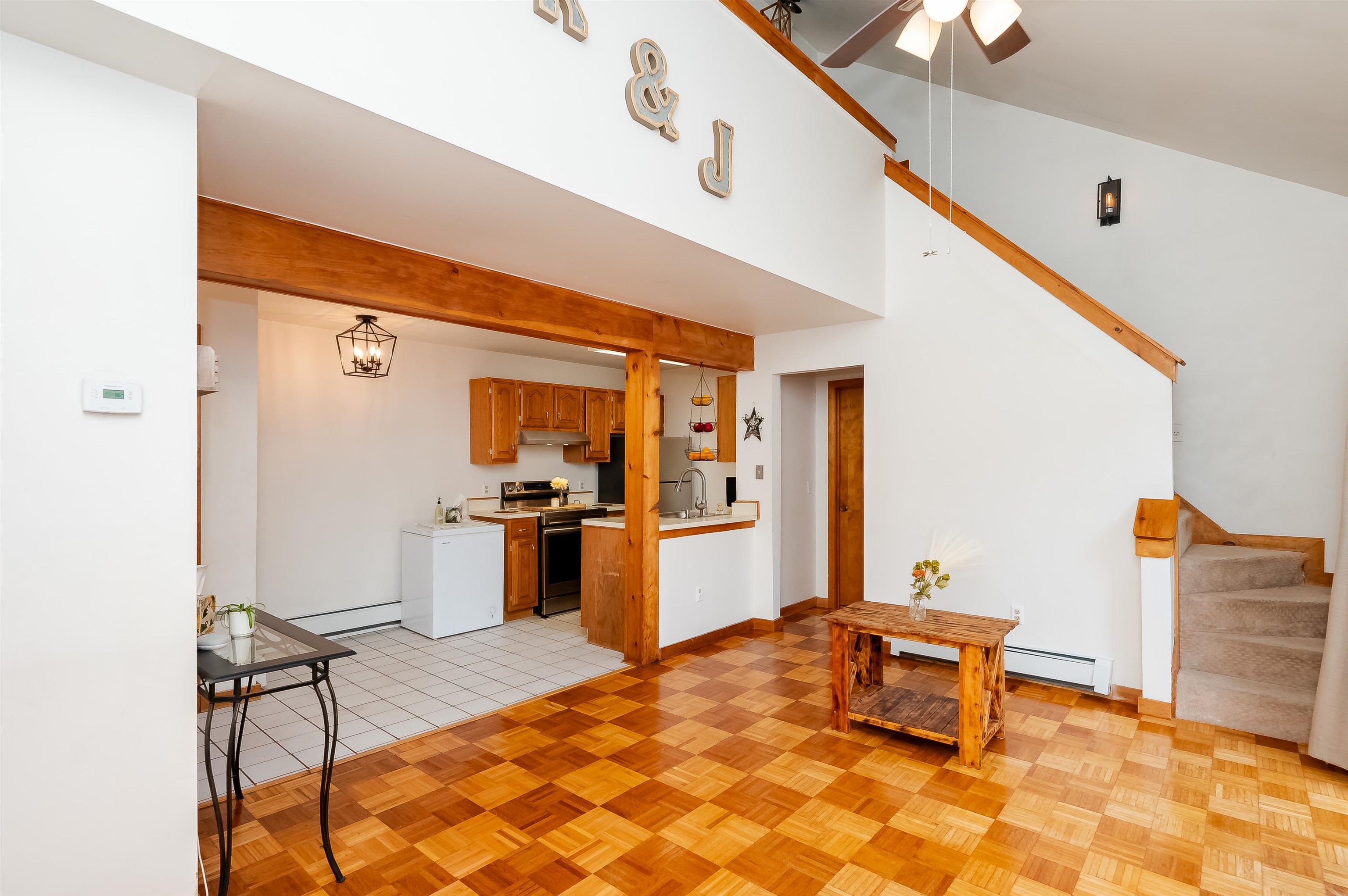 22 Franklin Heights Rochester, NH 03867 - Photo 5 of 34