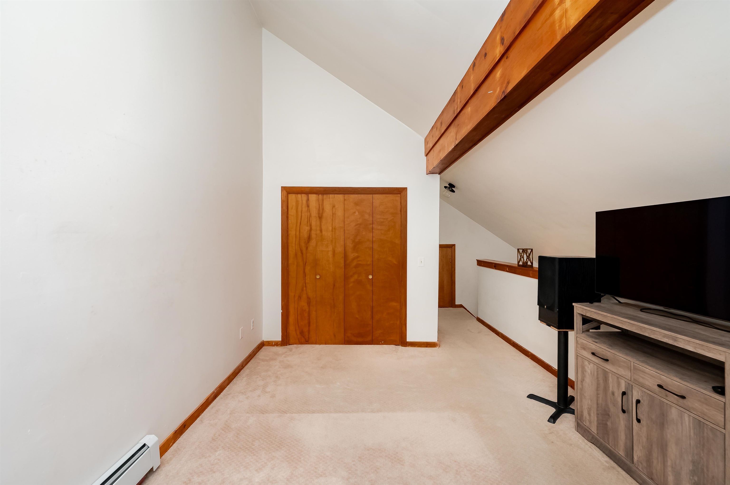 22 Franklin Heights Rochester, NH 03867 - Photo 10 of 34