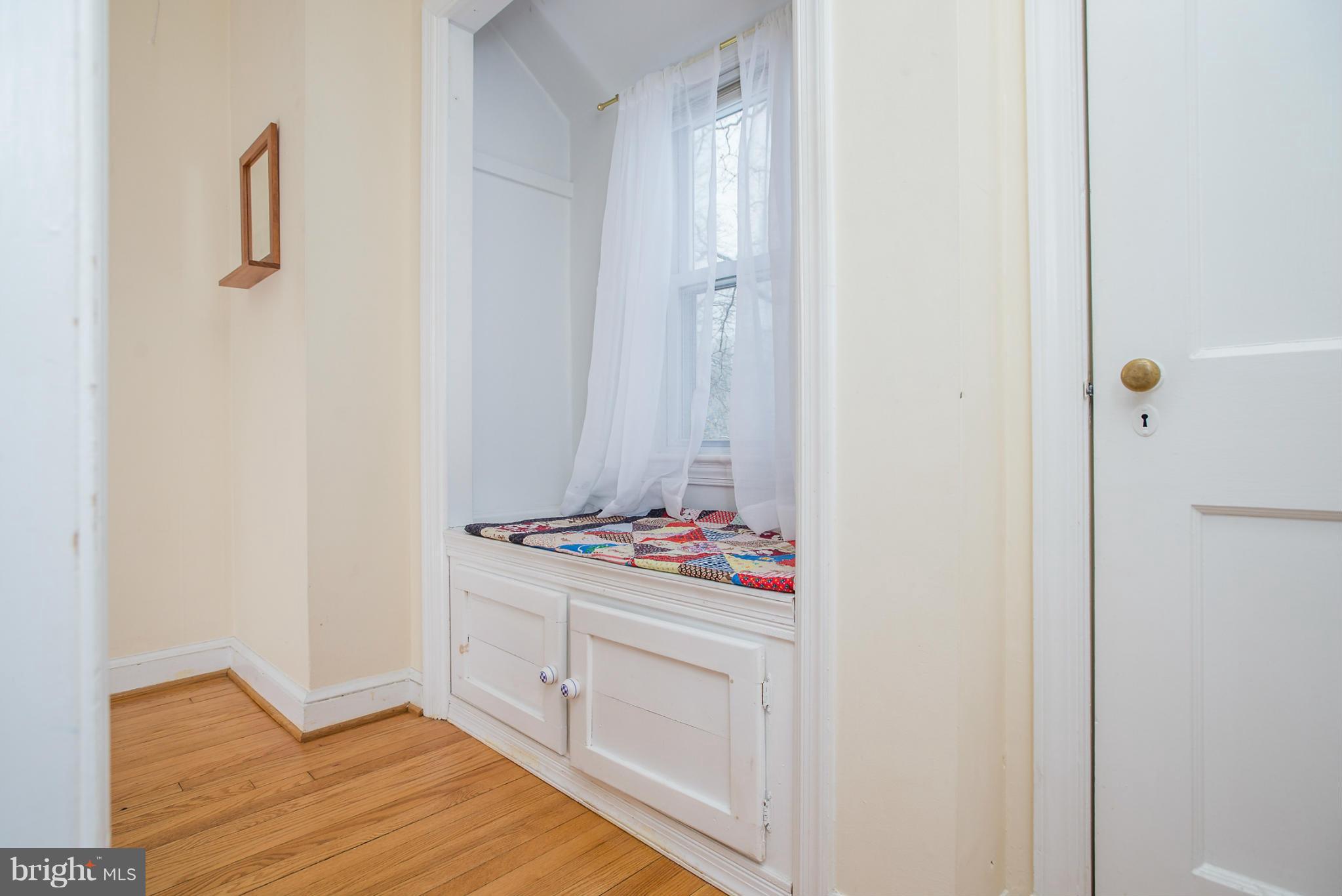 9216 Glenville Road Silver Spring, MD 20901 - Photo 13 of 24 Interior (General)